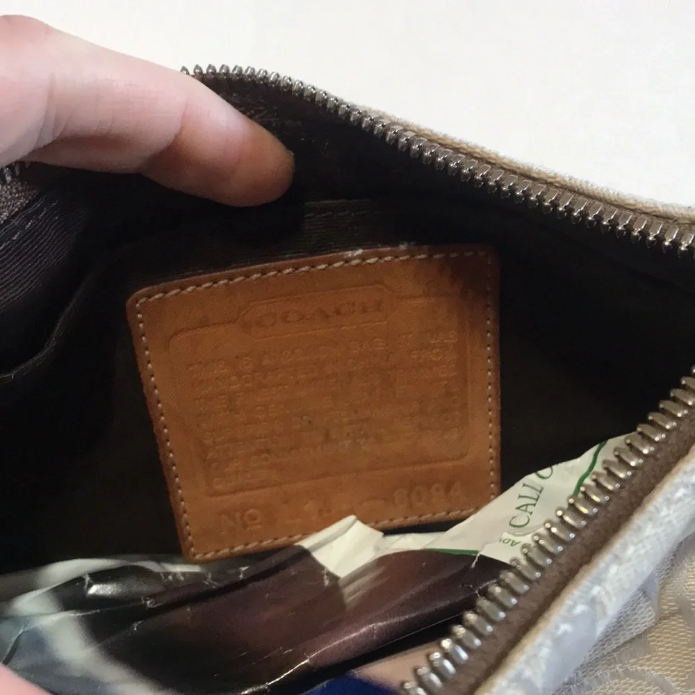 Rare Coach Y2K Demi Signature Monogram Mini Bag Vintage Baguette White Ivory 00‘ - Picture 14 of 17